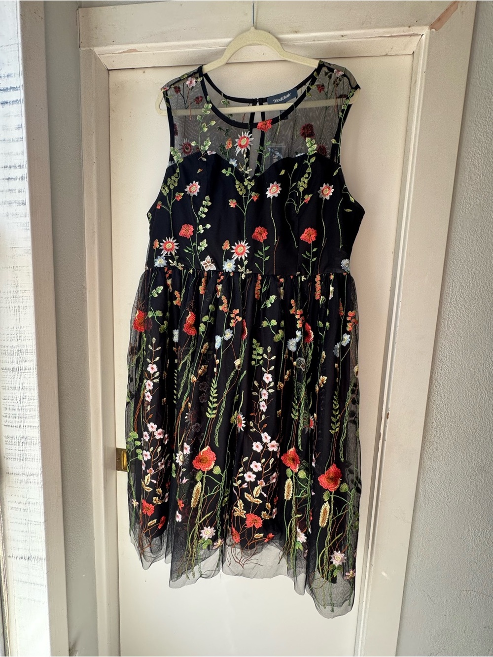 Black Floral Embroidered Mesh Dress - Picture 5 of 5
